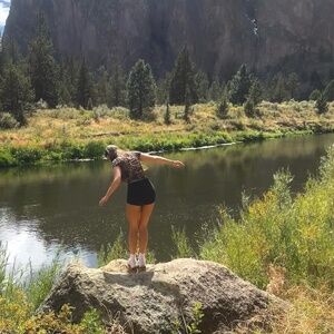 Meet your Posher, Paulina